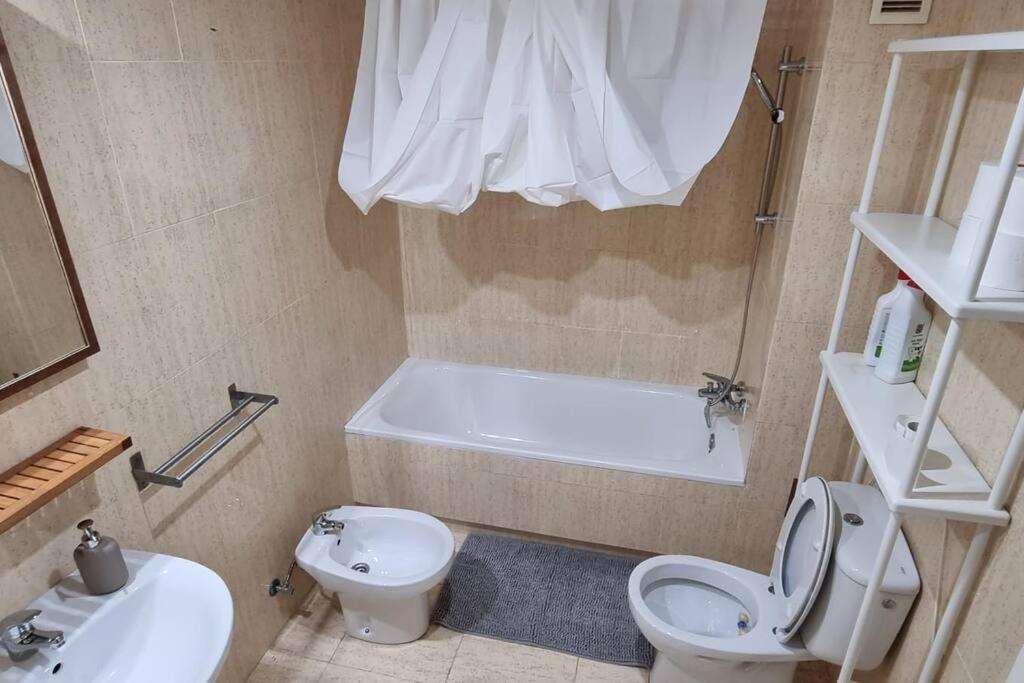 Luxury Flat - Calle Victoria - Malaga Centro Bagian luar foto