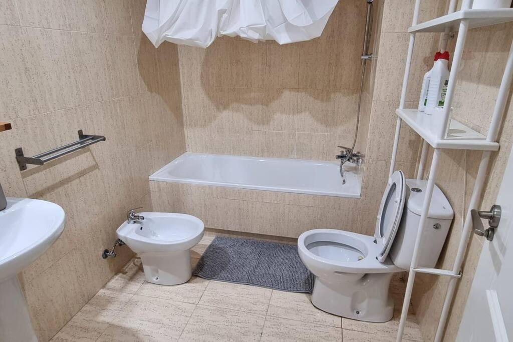 Luxury Flat - Calle Victoria - Malaga Centro Bagian luar foto